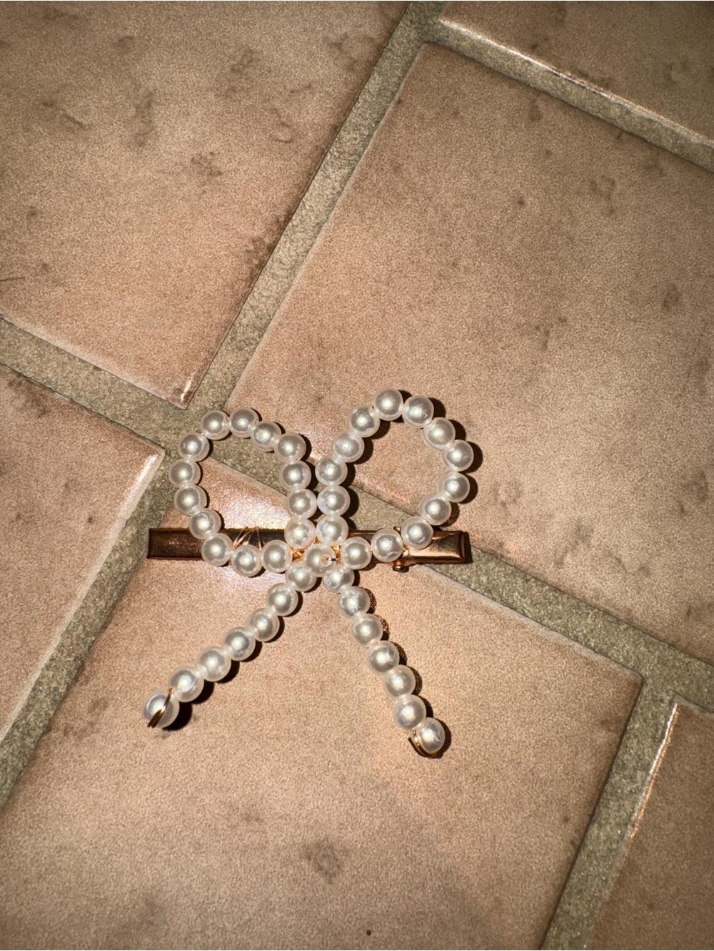 Pretty Pearl Hair Bow Clip